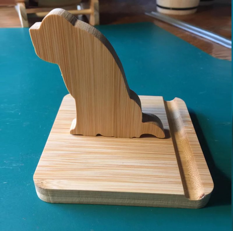Bernhardiner Handyhalter aus Holz